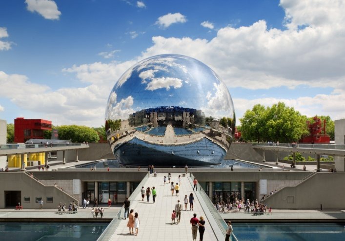 Cinema_fr_hub's tweet photo. 4 mois depuis sa réouverture après 7 ans de rénovation,où en est le Pathé La Géode ?🧐
Point positif :
☑️Près de 75000 entrées depuis sa réouverture
☑️Retours positifs
☑️Plus grand dôme d'Europe
Point négatif :
❌Mêmes documentaires diffusés depuis 4 mois
Qui y est déjà allé ? https://t.co/GCiyW5IM1u