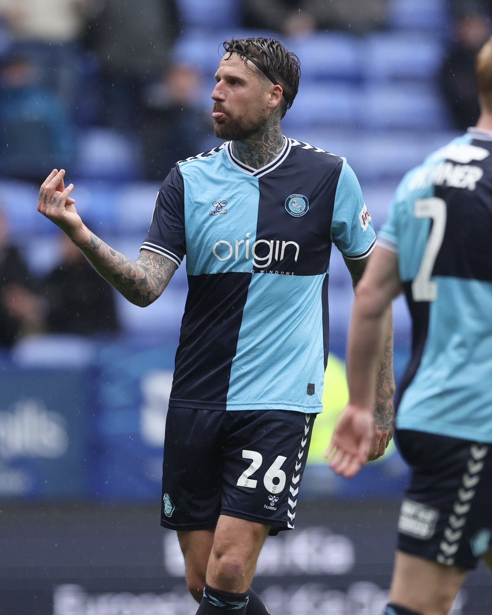wwfcofficial's tweet photo. 😛 Cult hero. https://t.co/0V5UKt9Dcy