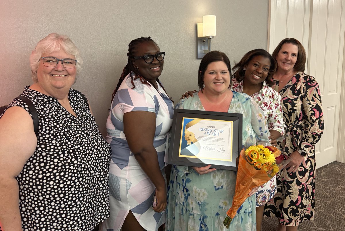HillsboroughSch's tweet photo. Congratulations to our 2025 Hillsborough Association of School Library Media Specialists Awards winners! 🎉📚

 📚 Elementary Media Specialist of the Year: Suzy Tkacik, @PrideElem
 📚 Secondary Media Specialist of the Year: Shannon Chamberlain, @HCPSRobinsonHS
 📚 Rising Star Award: Melissa Ivy, Bryan Elementary School
 📚 Administrator Advocate Award: Larissa McCoy, @APLetoHigh