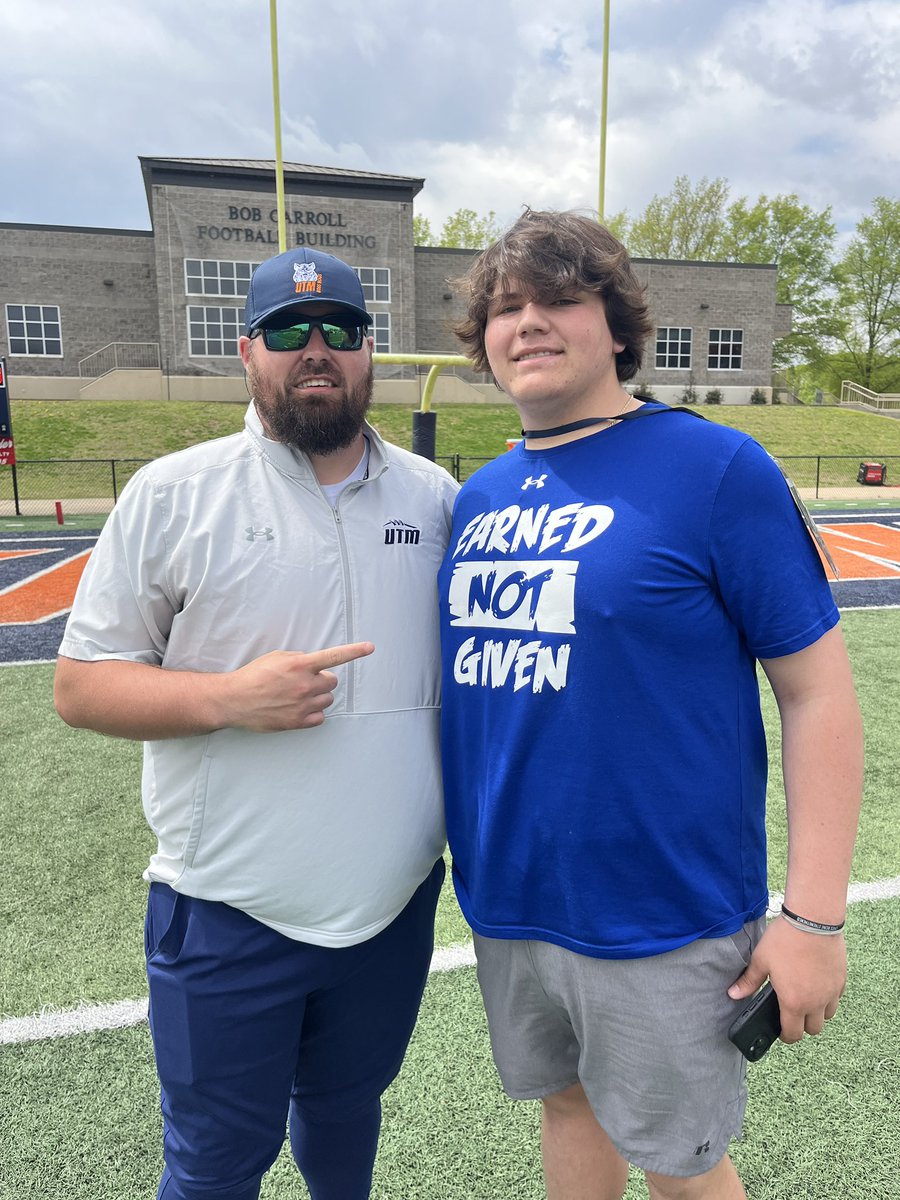 Levihammond73's tweet photo. Great visit @UTM_FOOTBALL today , Thank you coaches for the conversations and inviting me down ! @CoachLeno_UTM @CoachStoutUTM @CoachFields01 @eastjagsFB @stallingsboi70 @TommyLeeCraig @BigTCraig1 https://t.co/0aPo1yRnID