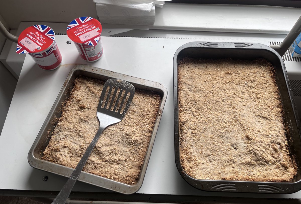 Ellie_Eagleton's tweet photo. Lots of demand for baking this week on Eagleton ward 🍰 #TakeALookAtMeadowbrook
#ThatEagletonEnergy https://t.co/LMXND4IVGi