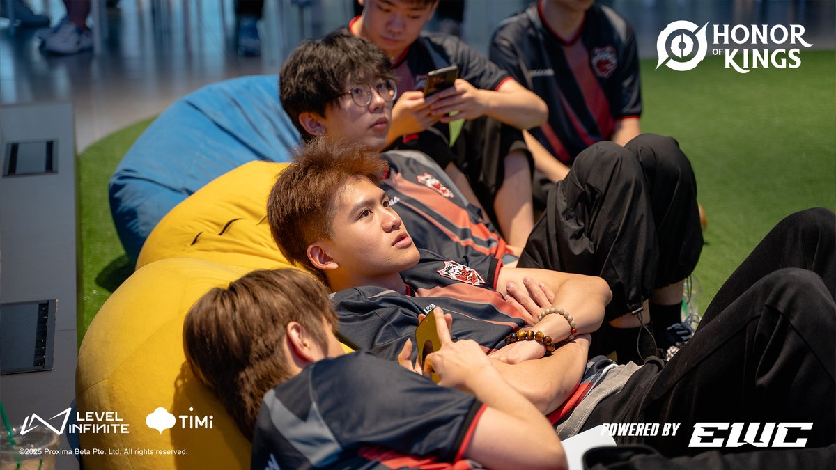 HoK Esports tweet media