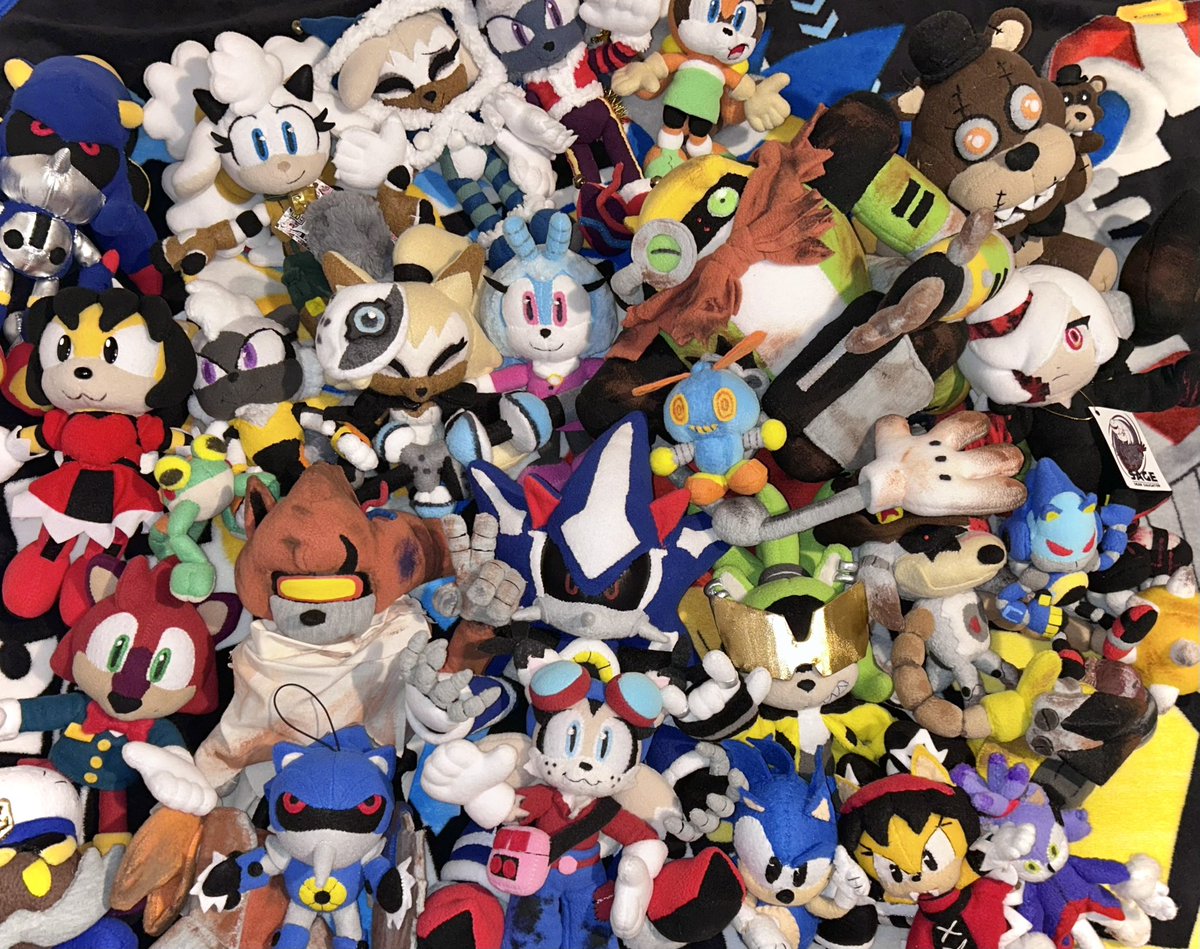 SonicRelated's tweet photo. THANK YOU ALL FOR 5K FOLLOWERS ‼️
It’s honestly insane thinking that I’ve built up a following this big with all these skruckly fellas 😆 I honestly can’t thank yall enough! 

Be on the lookout for more customs VERY soon 👀😈

Here’s to the next thousand 👌🥂 https://t.co/NePBoPW2s3
