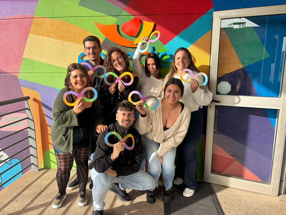 APANATE's tweet photo. ♾️ ¡Somos infinitos!
Gracias a todas las personas que se han sumado a la campaña #SomosInfinitos de @Autismo_Espana mostrando su apoyo al autismo con creatividad y compromiso.
Cada gesto cuenta 💪🏽
#Autismo #TEA #Inclusión #NotInvisible #APANATE https://t.co/mUU662RRgO