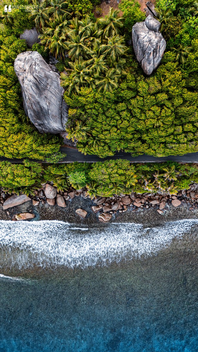 KBakkora's tweet photo. Pure #Nature 🌊🏝️☀️🇸🇨 .
#photography #aerial #drone #birdview #Seychelles #Africa #beach #ocean #shore #landscape #photos #new #travel #sunset #rocks #colors #trip #travelphotography #khaledbakkora #drones #natural #beauty #earth #shore #ocean #waves #outdoor https://t.co/WUD1GwptPm