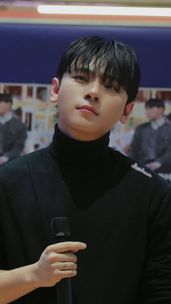 su_93h's tweet photo. 2025.4.12🎤

🫠

@suhwanez
@Swanta_TV
#최수환 #choisuhwan #チェスファン 
#수환 #suhwan #スファン 
#메가박스 #メガボックス https://t.co/9NQ3oebyX3