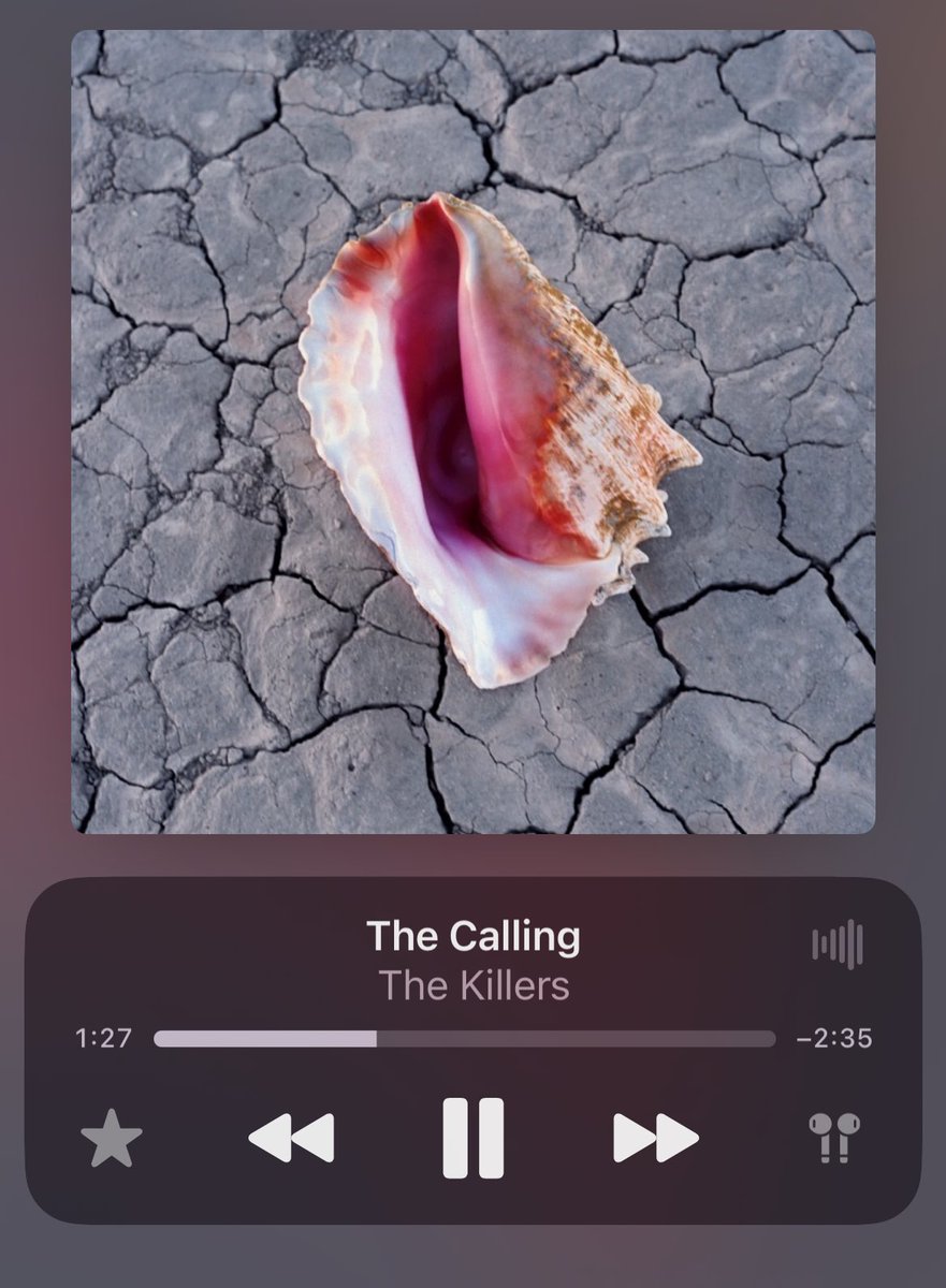 anabliing's tweet photo. no se preocupen, familia, yo me
encargo de la música religiosa para estos días https://t.co/6hKsqn9hlK