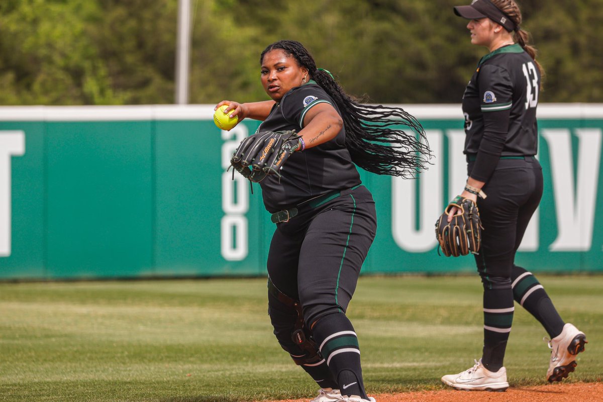 OBU Softball tweet media