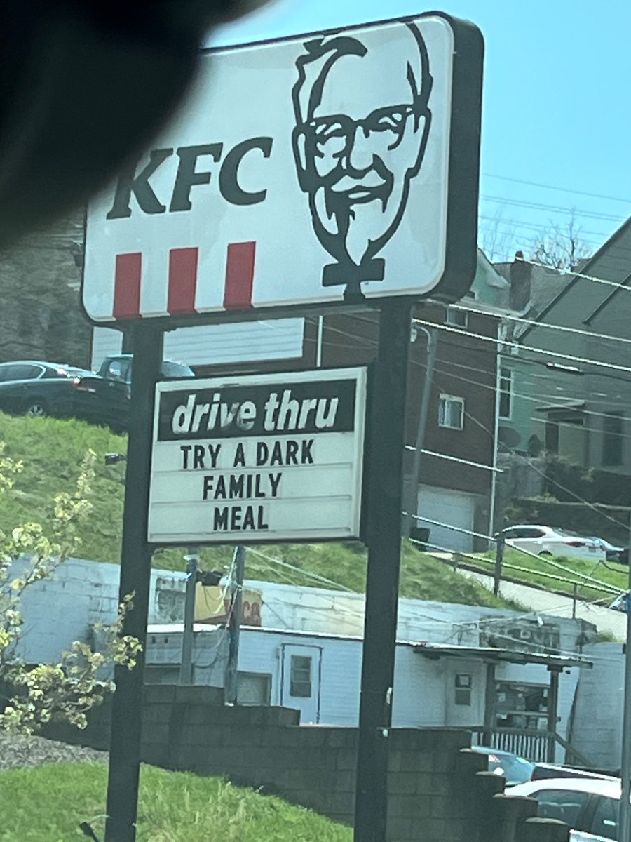 angryjohnny77's tweet photo. Not cool KFC. Do better https://t.co/HHa8wpYFgT