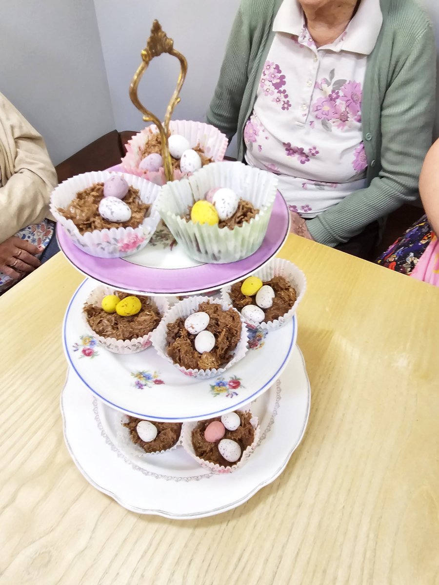 Nellsar_Care's tweet photo. Last week’s Cooking Club at Sonya Lodge Residential Care Home had some special guests - our lovely local pre-school children! We rolled up our sleeves for some Easter-themed fun! 

#SonyaLodgeCareHome #CookingClubFun #IntergenerationalJoy #EasterTreats #WellBeingAtNellsar https://t.co/2oNmTaVP1g