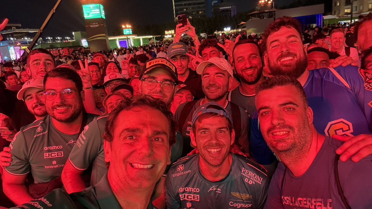 LuisGuelbenzu's tweet photo. El más grande @PedrodelaRosa1 https://t.co/aL5uclBqA5