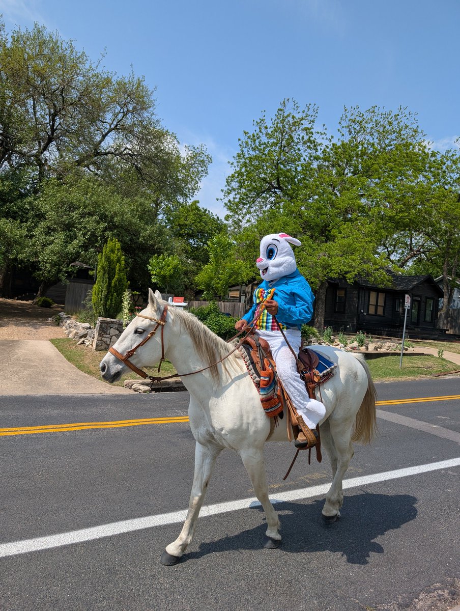 Aralyn's tweet photo. Easter Cowboy!!  
The Travis Heights Easter Bunny on horseback is quite possibly the most Texas Easter photo ever.  @KUT @WellsDunbar @TexasObserver @TexasMonthly #EASTER #EASTERTEXAS #AUSTINEASTER #TRAVISHEIGHTS https://t.co/ZXyNPdllEg