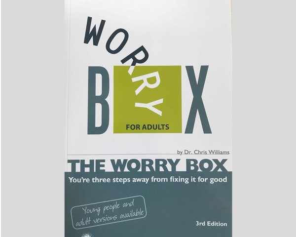 AnxietyUK's tweet image. Are you worrying yourself into overwhelm? If you’re ready to break free from worries, #TheWorryBox is here to help!

Discover tools to face, solve, and leave your worries behind.

Learn more &amp;amp; get your copy: bit.ly/4kkU4ii

#AnxietySupport #WorryFree #SelfHelp