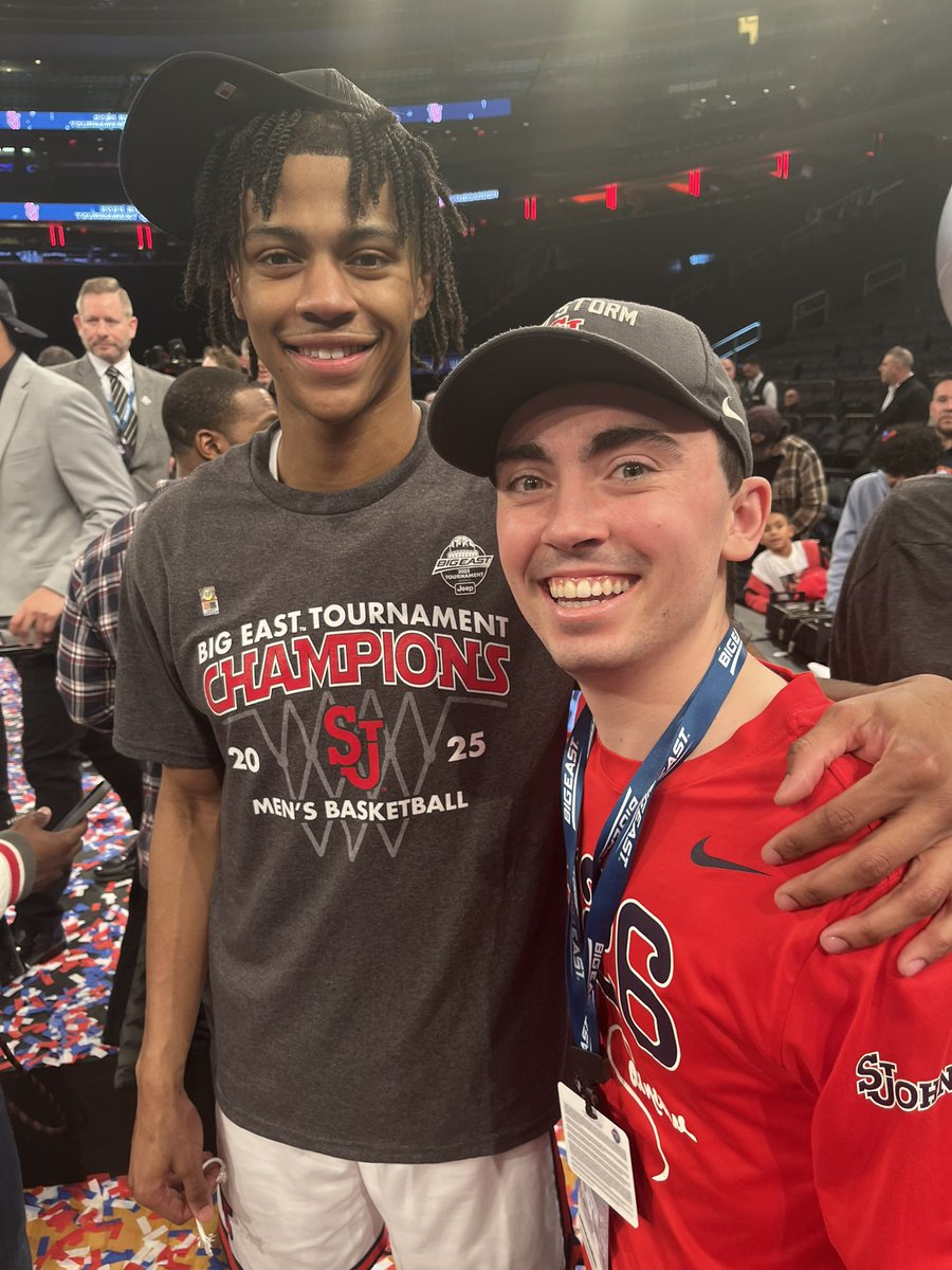 ryolson02's tweet image. Wow, this one stings even more now that my two favorites @11Bradyd and @SimeonWilcher are moving on. Sim, thanks for everything these last two years! I know a huge jump is coming for you in year 3 and I can’t wait! I’ll forever be a fan of yours and I always appreciate you taking…