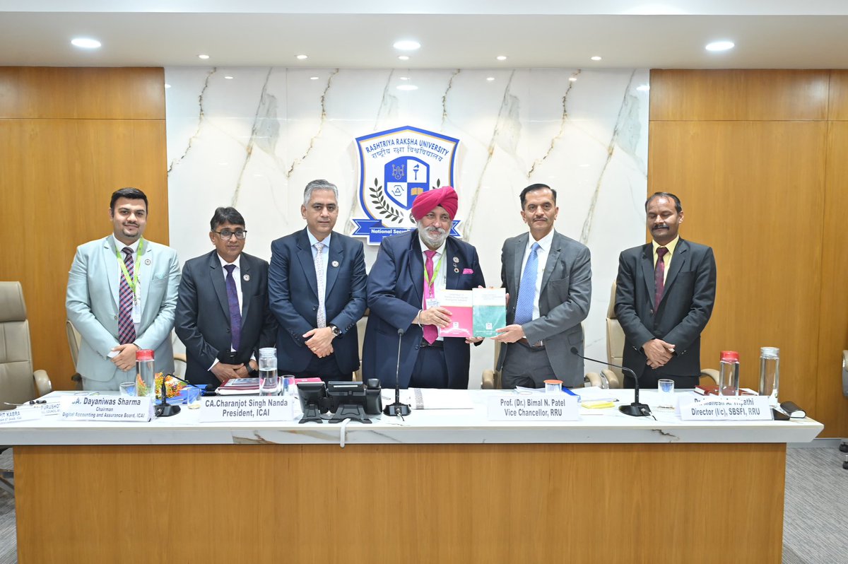 CA Dayaniwas Sharma tweet media