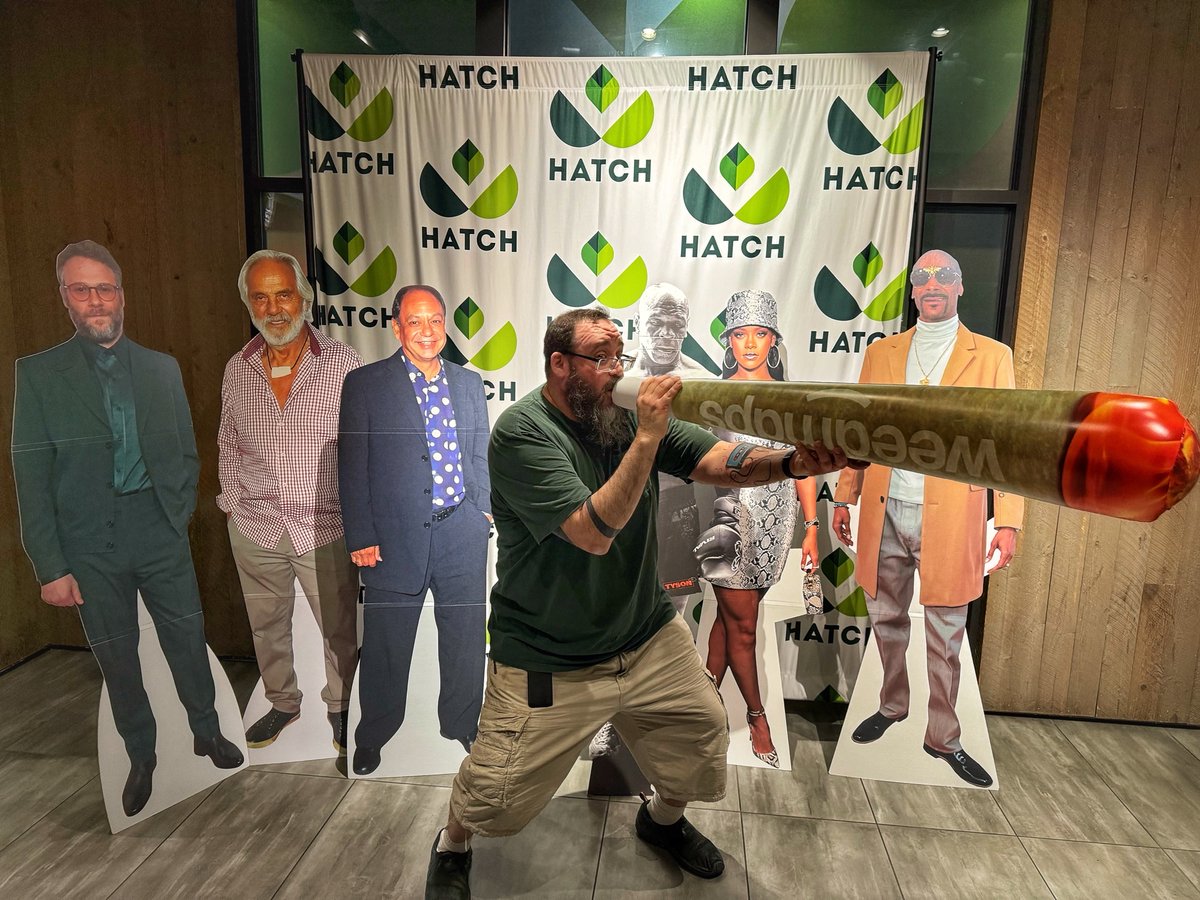 HatchDispensary's tweet photo. 🌟SOCIAL CONTEST🌟 STAR SIGHTINGS🌟

Garry’s holding it down with our favorite duo at Hatch Wheeling! They let Aaron start the rotation!😃 Come say high and take your own legendary pic with 🎤 Rihanna🔥 Snoop🤣 Cheech & Chong or🍍Seth (cutouts, but still iconic 😎)!

How to enter:

1. Snap a pic with your favorite celeb cutout at HATCH Wheeling 4/18-4/20!
2. Share your pic on Instagram by 4/25, tag & follow @hatchdispensary & @go.hatch
3. Get entered to win $100 in Loyalty Points! 
 
#GoHatch #Hatchvibes #WheelingIllinois #AddisonIllinois #Illinois