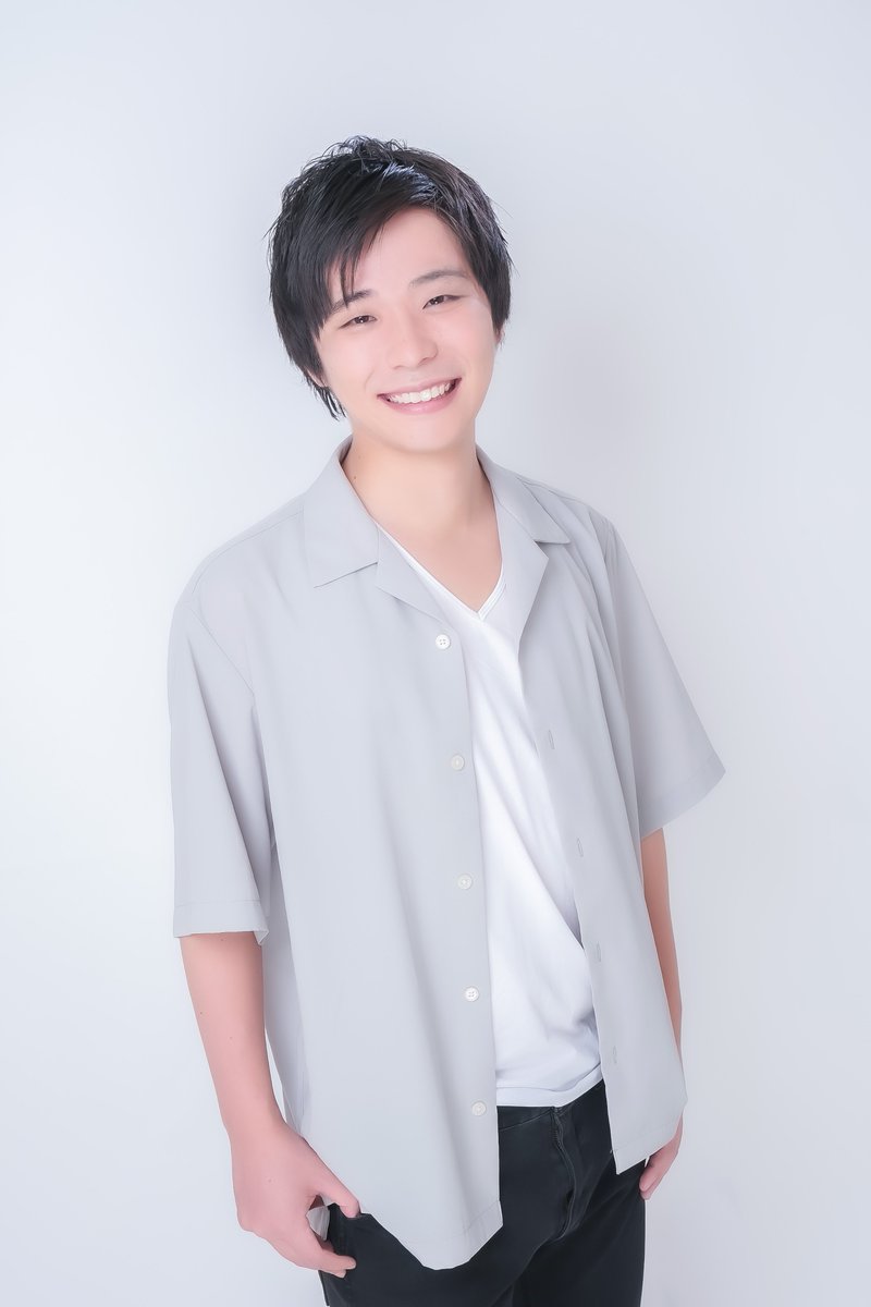 tsunagubunka's tweet photo. 🌈6/28開催「つなぐ空間劇」
朗読劇「セカイノミライ」出演
大下役：問屋惇志@toiatu_SHOCK
対バンしているバンドのヴォーカル
事あるごとに突っかかる
◆チケットは5/3発売
👉https://t.co/SrsDW0xWTJ https://t.co/ngUtCtcm0U