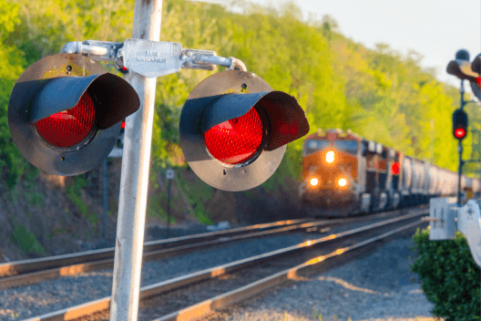 360RailServices's tweet image. Are you considering constructing a new rail-served facility or expanding your existing operations?
View our borchure - hubs.ly/Q03gwycY0
#RailDevelopment #OptimizedOperations #360Expertise