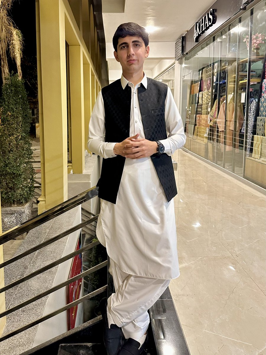ShayanHazrat's tweet photo. Eid Ul Fit https://t.co/UJ1FED7zar