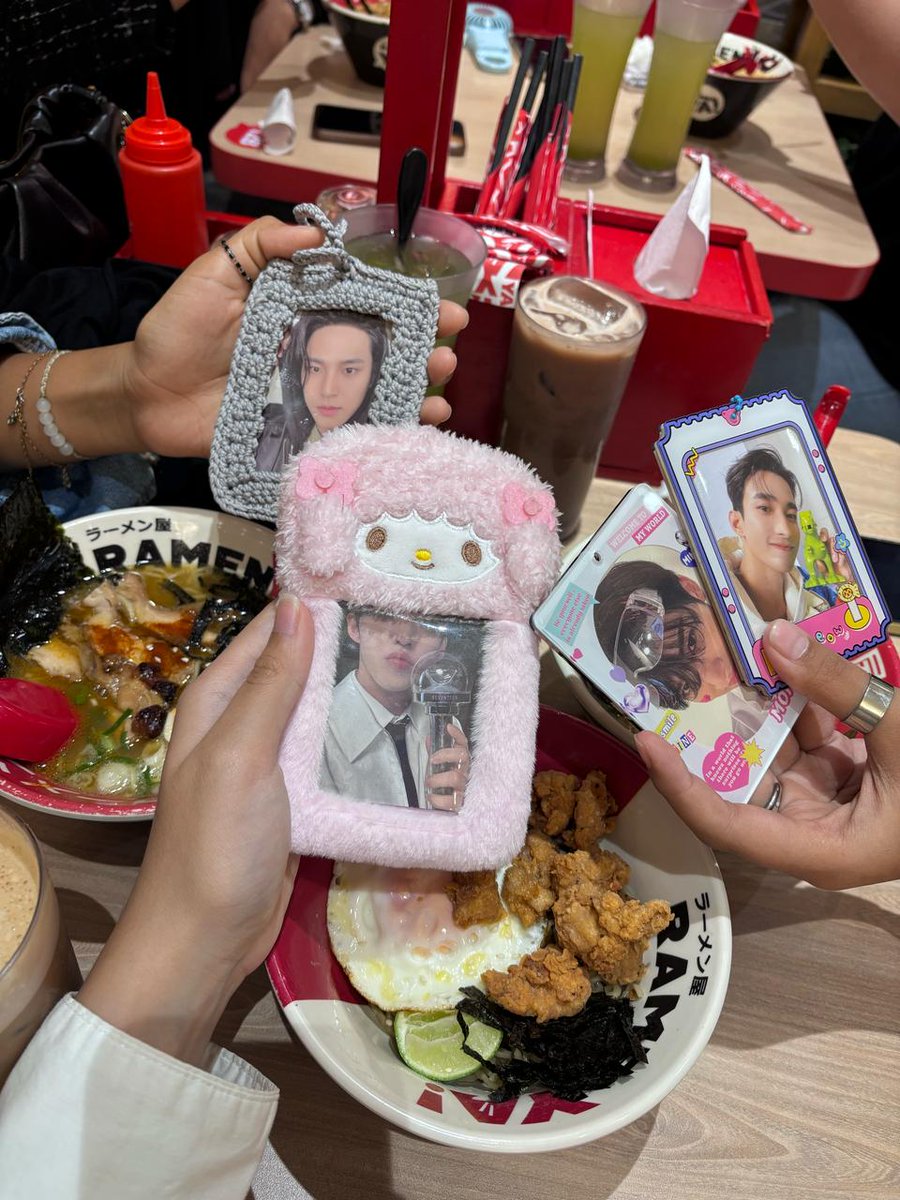 ライラ ୨୧. tweet media