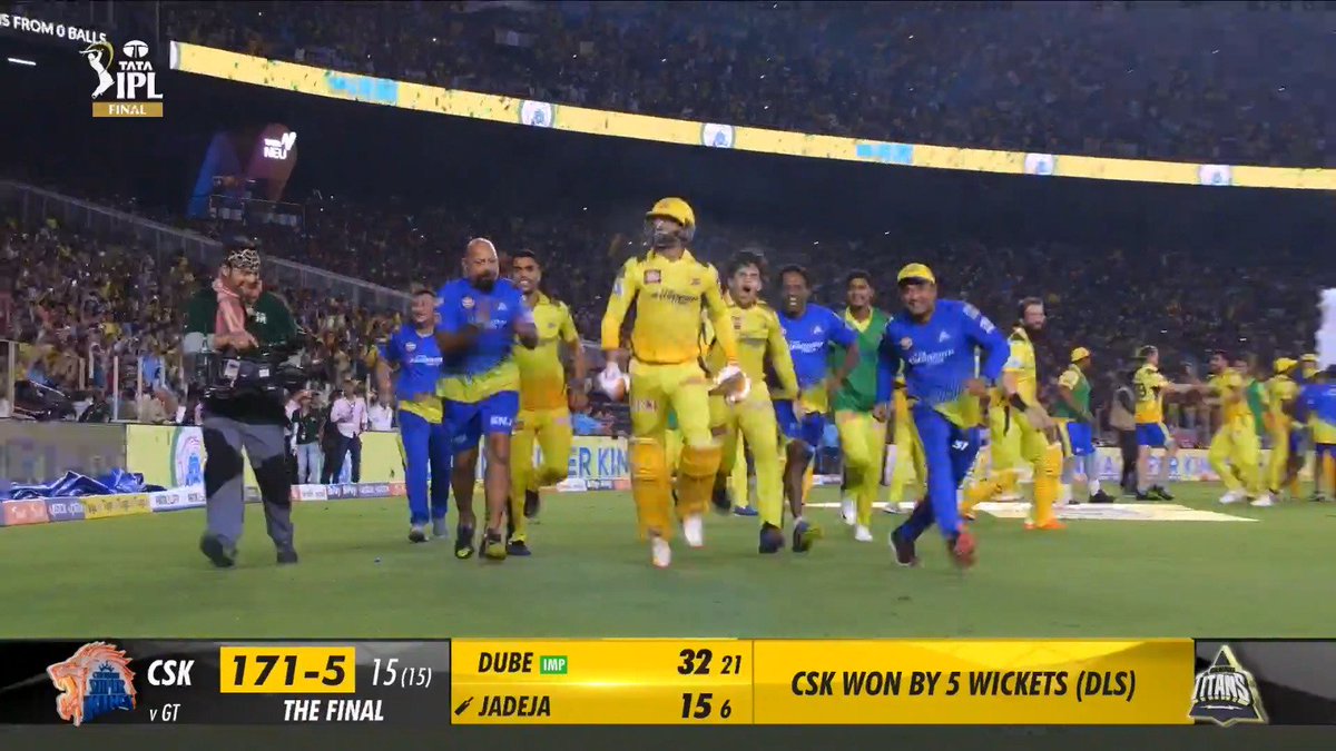 ; (@171off90) on Twitter photo This is how you actually bat in a rain curtailed game, <a href="/RCBTweets/">Royal Challengers Bengaluru</a>.
171 off 90. Bigger than your whole existence. ๐คซ This is how you actually bat in a rain curtailed game, <a href="/RCBTweets/">Royal Challengers Bengaluru</a>.
171 off 90. Bigger than your whole existence. ๐คซ
