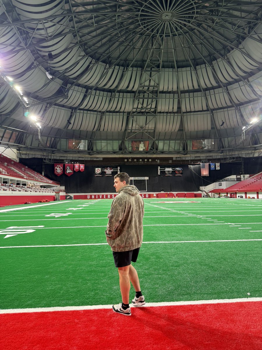 OV for @JacksonCowgill2 

<a href="/SDCoyotesFB/">South Dakota Football</a> 
#GoYotes 
<a href="/cowgill_mason/">Mason Cowgill</a>