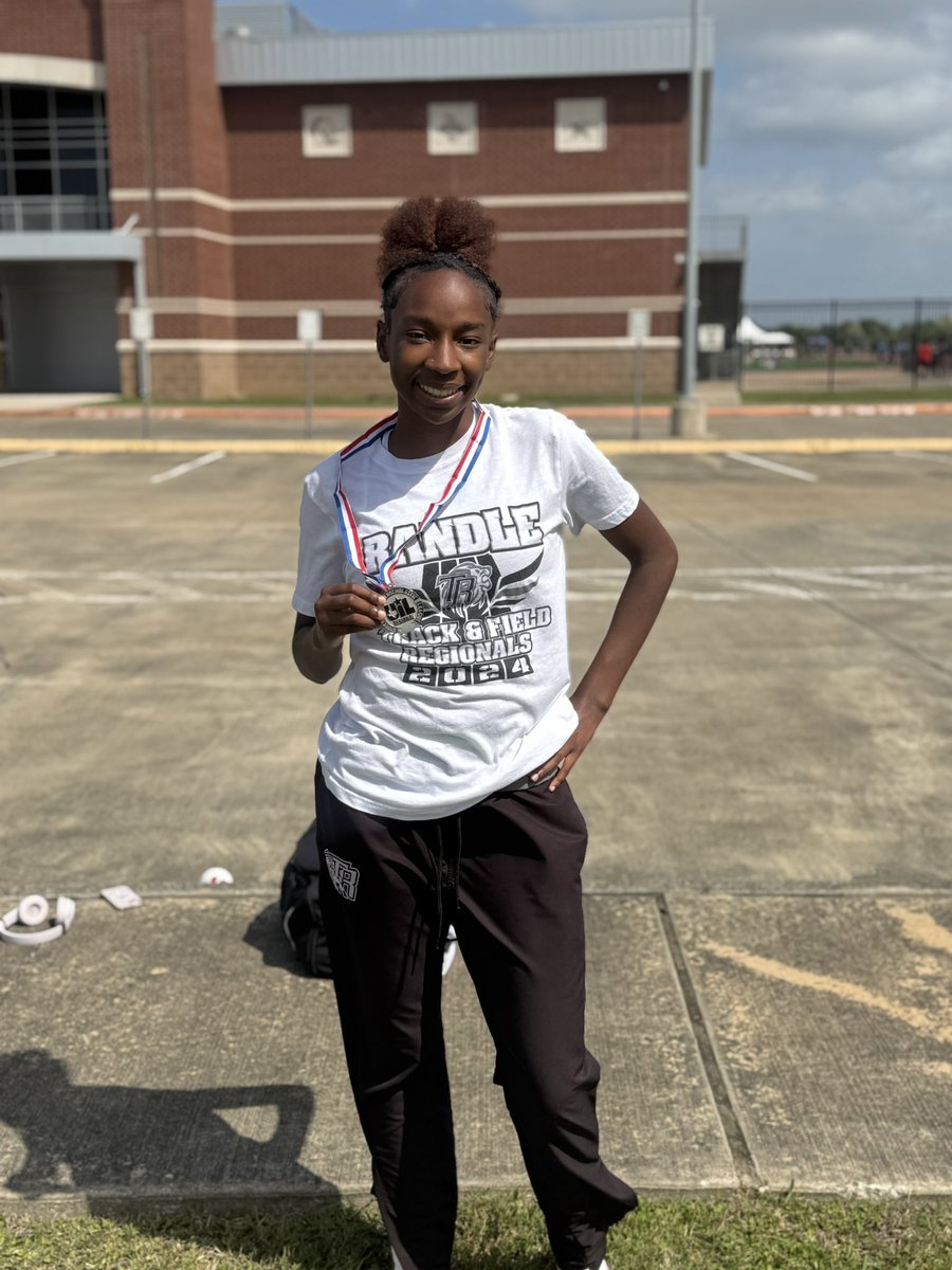 History made!!! Our first Randle female State Track &amp; Field Qualifier! Congratulations to sophomore Egypt Tyler on her 2nd place finish in Triple Jump with a PR of 38-1.75🙌🏽🥈🦁🎉 #TRackHistory #RVE #LionPride
<a href="/CoachDMcNeal/">Dee McNeal, M.Ed.</a> <a href="/taylord_rambo/">Taylor Rambo</a> <a href="/RandleHS/">Randle High School</a> <a href="/trhsathletics1/">TRHS Athletics</a> <a href="/lcisdathletics/">LCISD ATHLETIC DEPT.</a>
