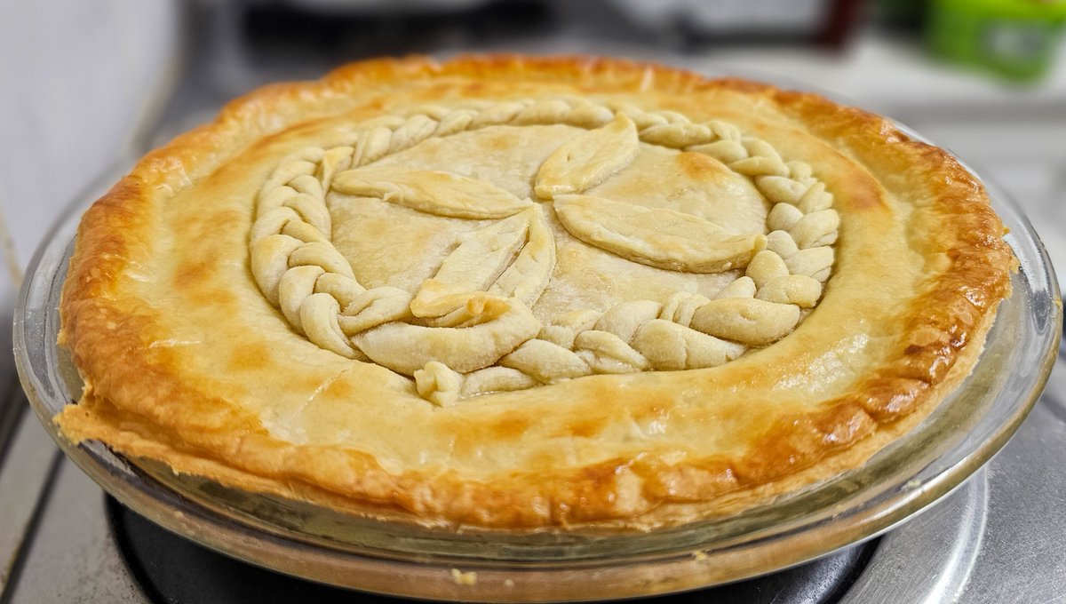 CD_Musgrave's tweet photo. #Tuna #Pastei vanaand 🥧 https://t.co/JrCbTMFEeJ