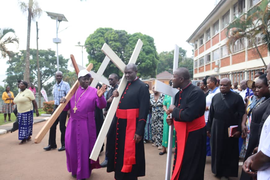 BishopsVoice's tweet image. THE ECUMENICAL PUBLIC WAY OF THE CROSS 2025.
Theme:“They woke him & cried, Lord save us! We are lost/perishing (Mathew 8:25).
@ChurchofUganda_
@Archbp_COU
@coufamilytv
@NamirembeYouth
@FathersUnion
@mengo_hospital
@St_Johns_Chapel
@bbstvug
@NamCathedral
@Namirembefm939