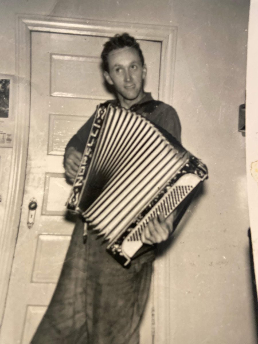 Happy Heavenly Birthday- Olaf would be 106 today. 🎶🪗❤️