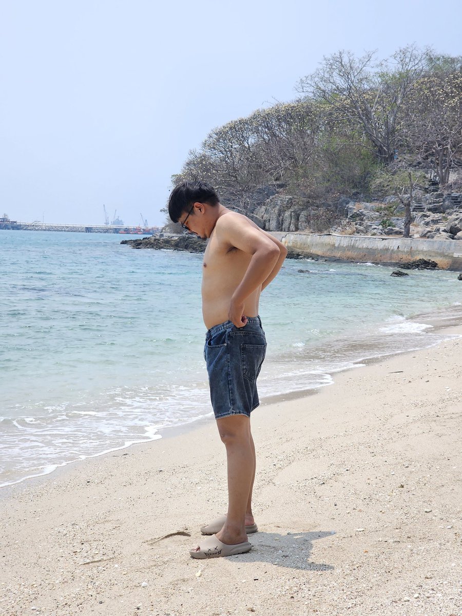 Chanathip12884's tweet photo. ตามหาชายเดียวฟรีๆ ชายแท้ #สระบุรี
@Ballna112 💦💦💦 https://t.co/JUw7h3REzM