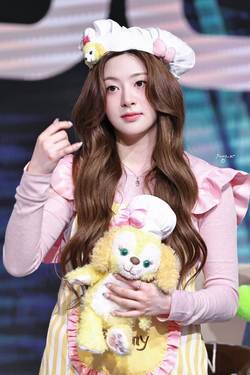 250418 可愛いです

#STAYC #세은 
#스테이씨 #SEEUN 
#공주와또