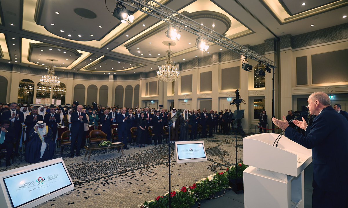 TBMM Başkanlığı tarafından düzenlenen Filistin’i Destekleyen Parlamentolar Grubu’nun ilk toplantısından… Filistin Filistinlilerindir, Mescid-i Aksa kırmızı çizgimizdir, terör devleti er geç hesap verecek.. #FreePalestine