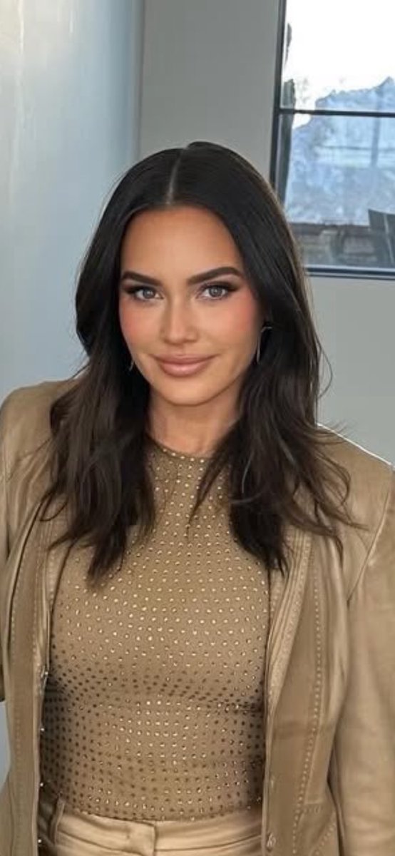 pumptinis's tweet image. please take away the real housewives premium facetune subscriptions this is out of hand