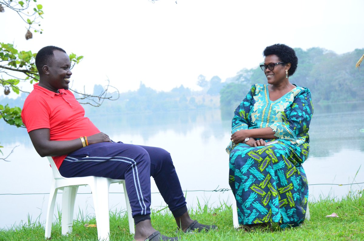 Just had a productive chat with <a href="/MargaretMuhanga/">Margaret Muhanga</a>, State Minister for Primary Health Care &amp; a senior journalist, at the breathtaking Saaka Lake in Fort Portal. I'm thrilled she commends my work.
Inspiring conversations like these fuel my passion for making a difference.
