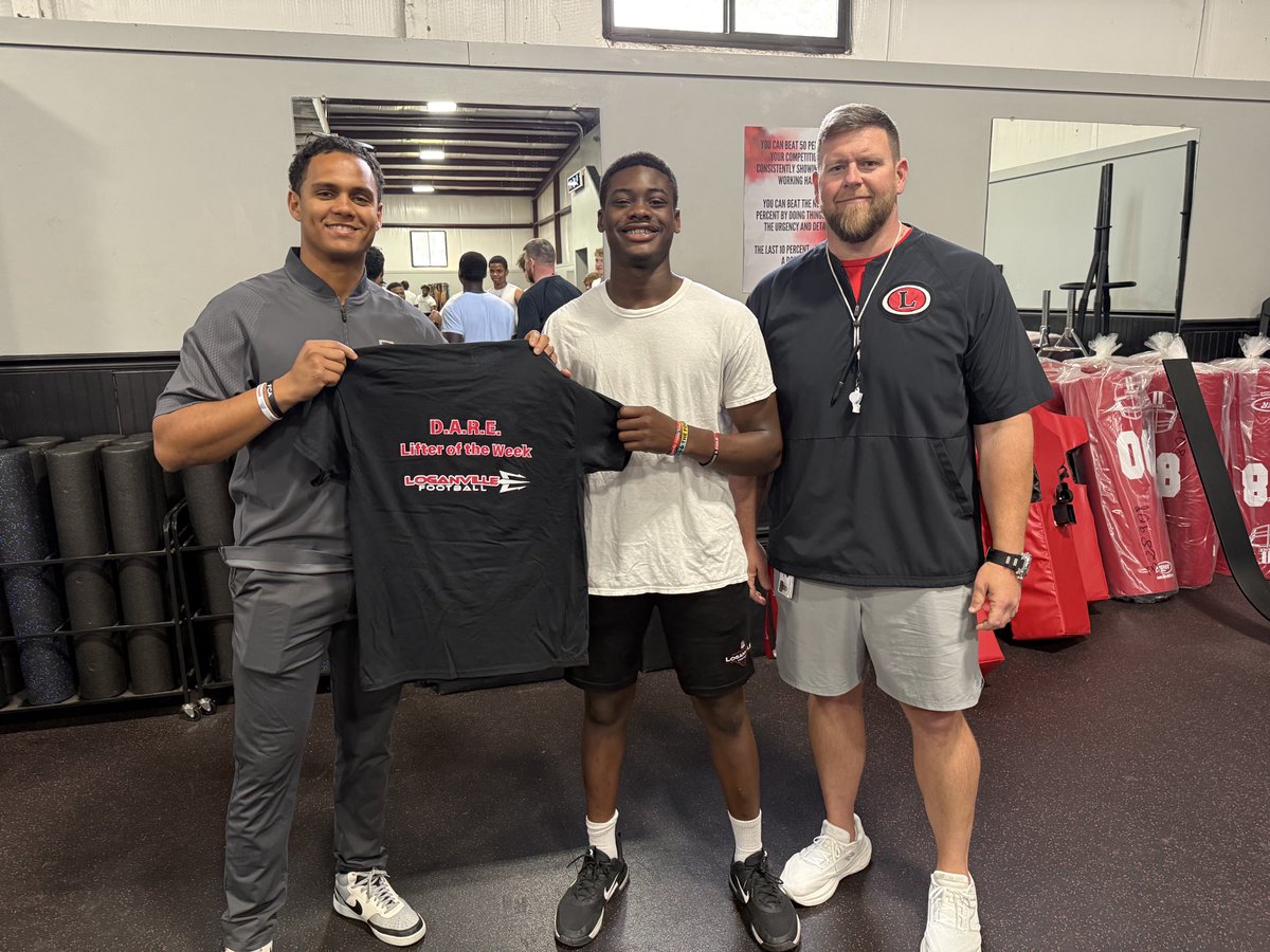 Nic Snowden, Ed.S (@_coachsnowden) on Twitter photo Congrats to <a href="/MatthewBaze29/">Matthew Baze</a> and Grady Farmer as our first set of DARE Lifters of the Week! Congrats to <a href="/MatthewBaze29/">Matthew Baze</a> and Grady Farmer as our first set of DARE Lifters of the Week!