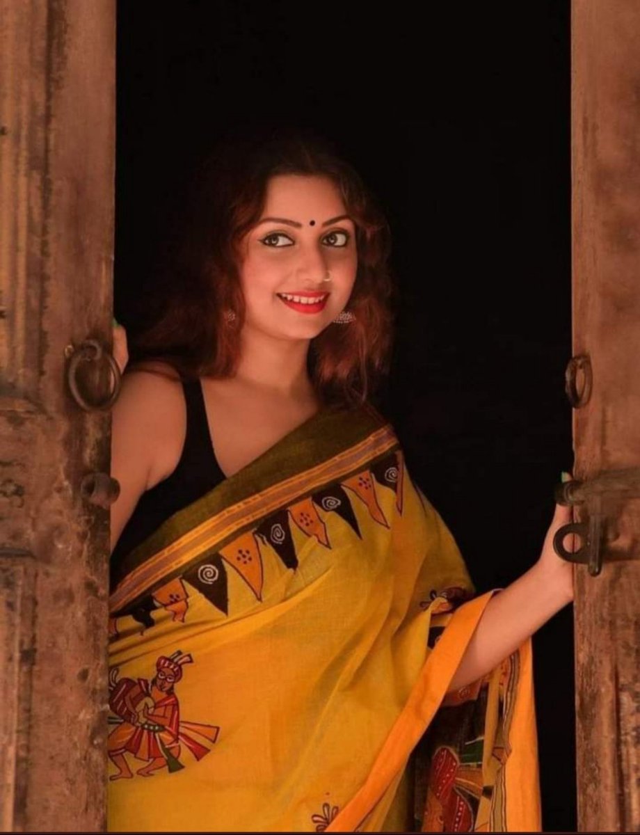 Kavya_Ras's tweet photo. बला है क़हर है आफ़त है फ़ित्ना है क़यामत है
हसीनों की जवानी को जवानी कौन कहता है
#अर्श_मलसियानी
#Qaher #Shair https://t.co/DM0dTHu6BW