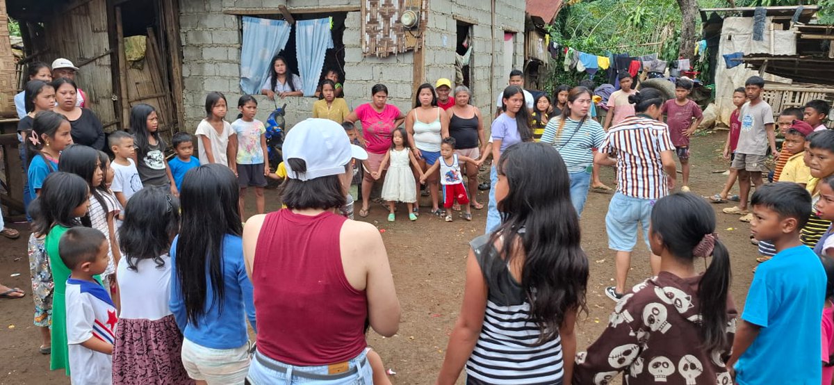 FFHMedia's tweet image. Phenomenal work by our partners at the iCare Project led by Coach Ronel, celebrating festivities with the indigenous people of Sankana in Manolo Fortich, Bukidnon. As Helen Keller once said, "Alone, we can do so little; together, we can do so much.”