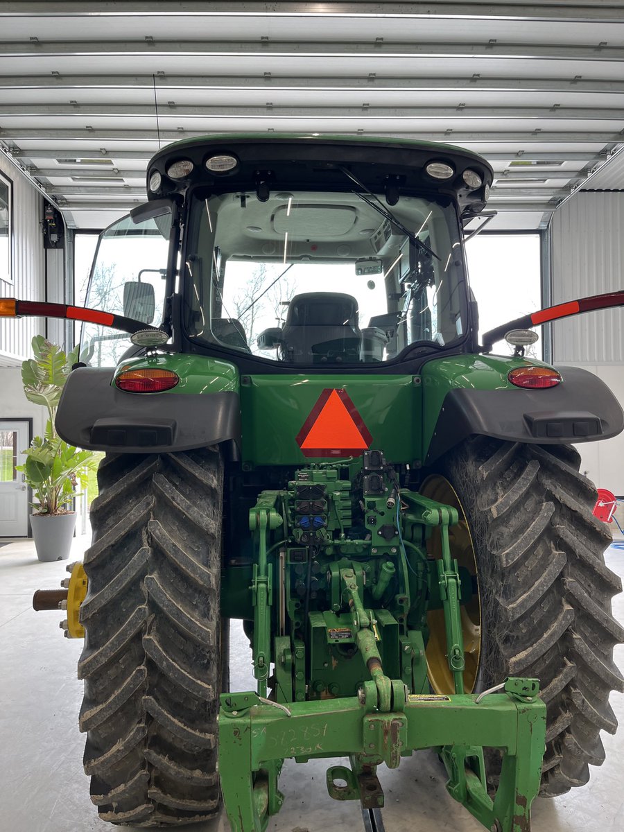 AdamJPfeffer's tweet photo. One step closer to being ready for spring, tractor washed, detailed and ceramic coated!  Looks like the day it rolled off the factory line.  New boots and ASI should put this old girl on the stretch for another 6000 hours. #plant25 https://t.co/ynYa8Ntg7d