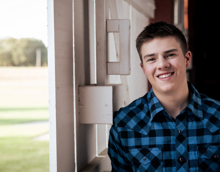 .<a href="/JetJurgensmeyer/">Jet Jurgensmeyer</a> fans find out what the #singersongwriter and #countrymusic artist shares exclusively with reporter <a href="/AMotherKnows/">Karen Steinberg</a> about latest single "Going Next" at starrymag.com/jet-jurgensmey…!