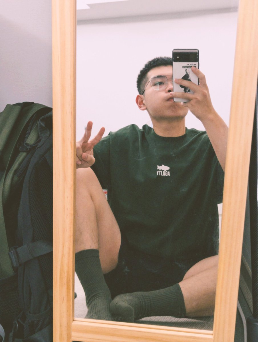 TonyCheng596377's tweet photo. 🧦 https://t.co/bbLHfh8nqg