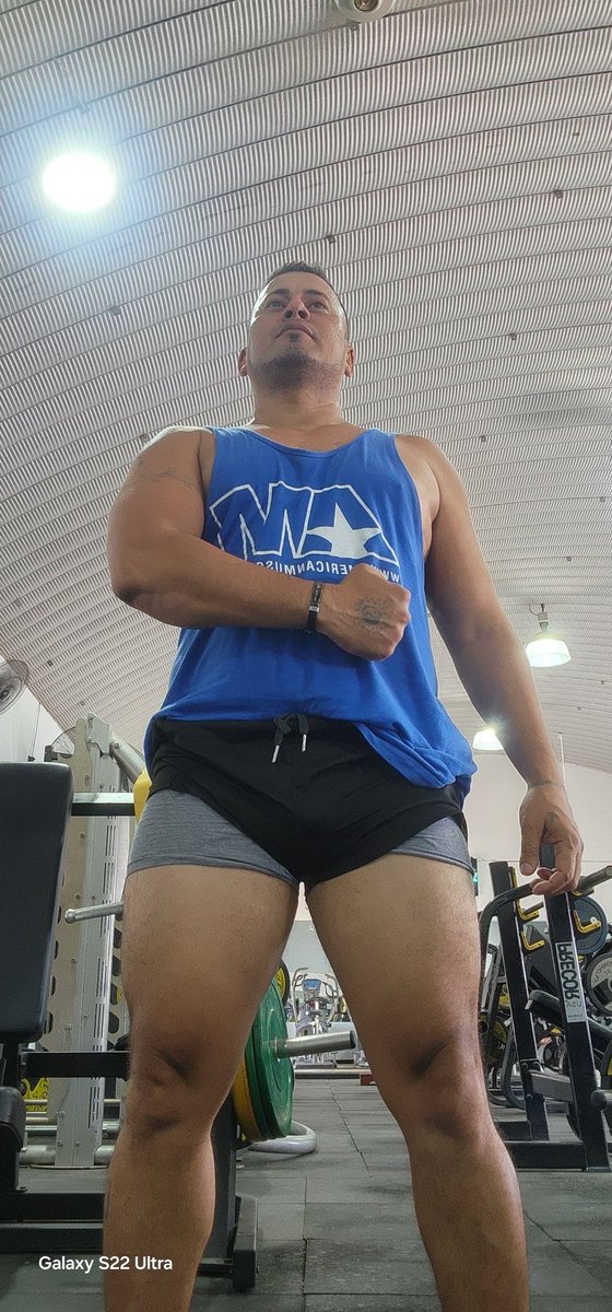 CondeH4142's tweet photo. #GYM https://t.co/emSHbwWNfS