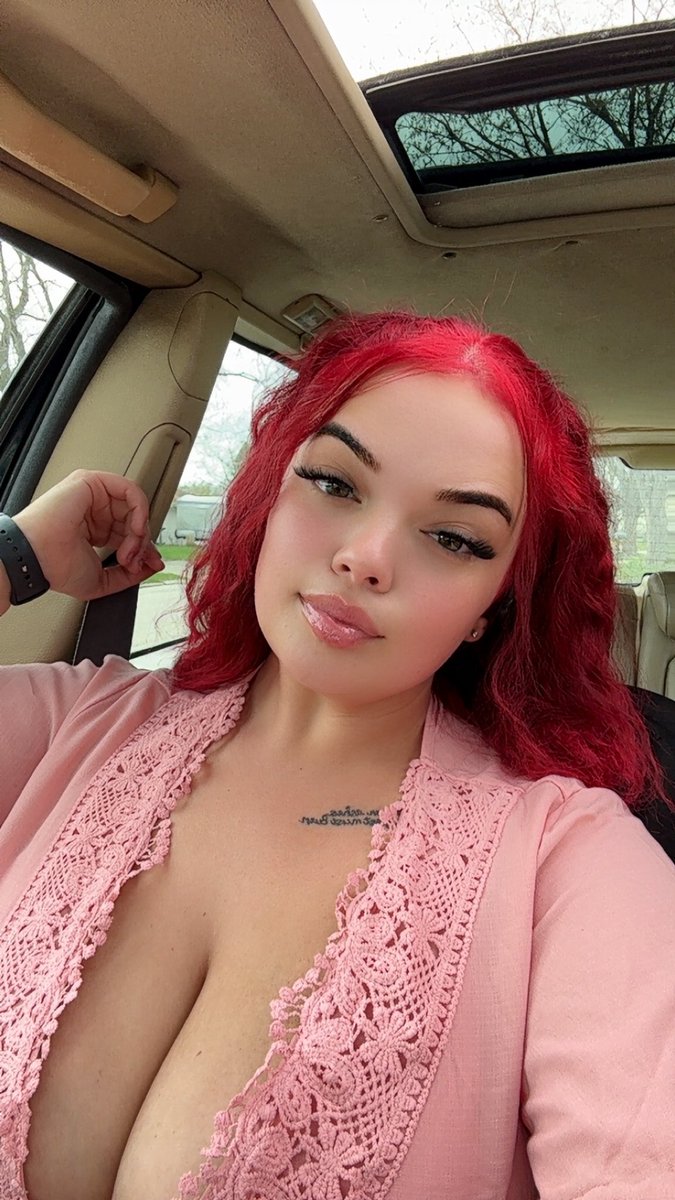 Leeannston 🖤 tweet media