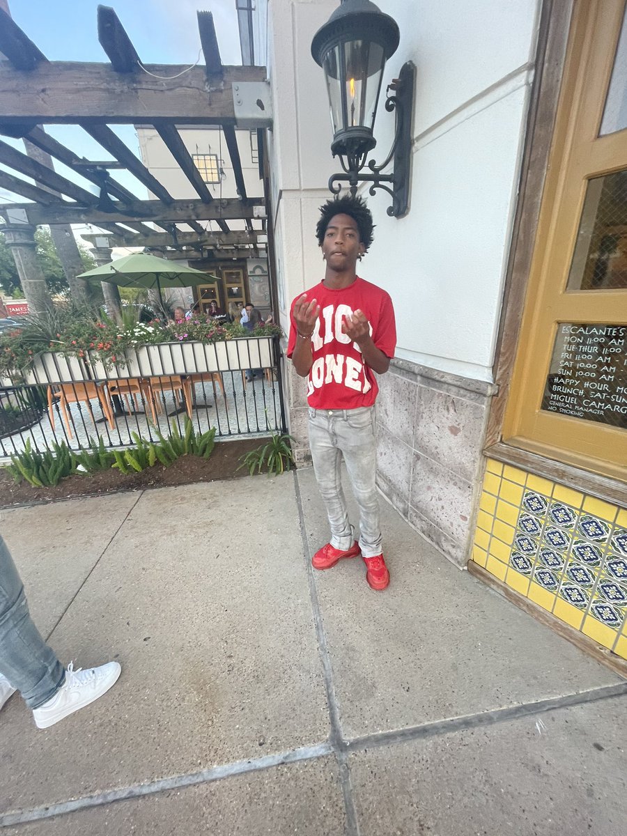 CREAMTEAMKADO's tweet photo. 😏😎 https://t.co/Pc1ycyrTkR
