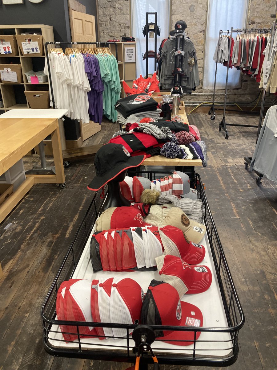 RaiderNation785's tweet photo. Need some Red Raider apparel for those Easter baskets? We've got you covered!
In-stock merch (except for Nike and Adidas) is 40% off right now, and we have a huge rack of our 50% off items!
We carry newborn sizes all the way up to adult 4XL! 
Open today until 5 and Saturday 9-12 https://t.co/xLZJ6bq9Wd