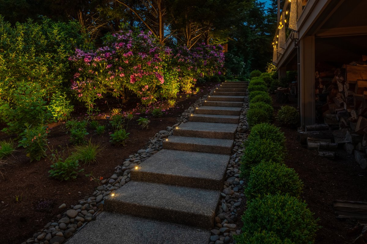OR_Outdoor's tweet photo. Same steps, different lighting. Which style do you prefer? https://t.co/JBVEzvd3Ac