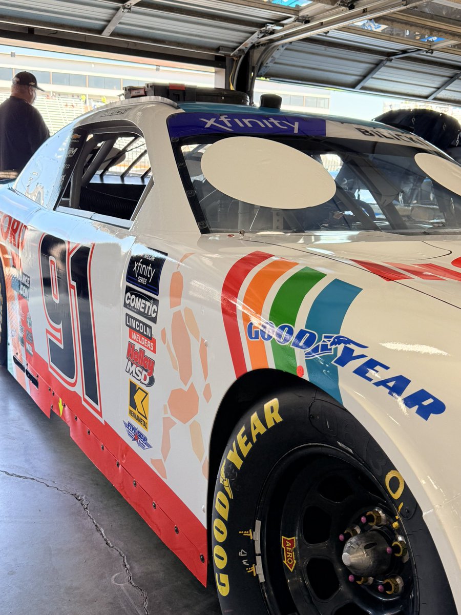 🪨 The <a href="/gorockford/">Rockford Area CVB</a> / <a href="/insuranceking_/">insurance king corp</a> Chevrolet is ready to roll! We’ll be on track for our extended practice session in just over an hour 📺 

#TheRockNASCAR | <a href="/TeamChevy/">Chevrolet Racing</a> | #BlacksTire200