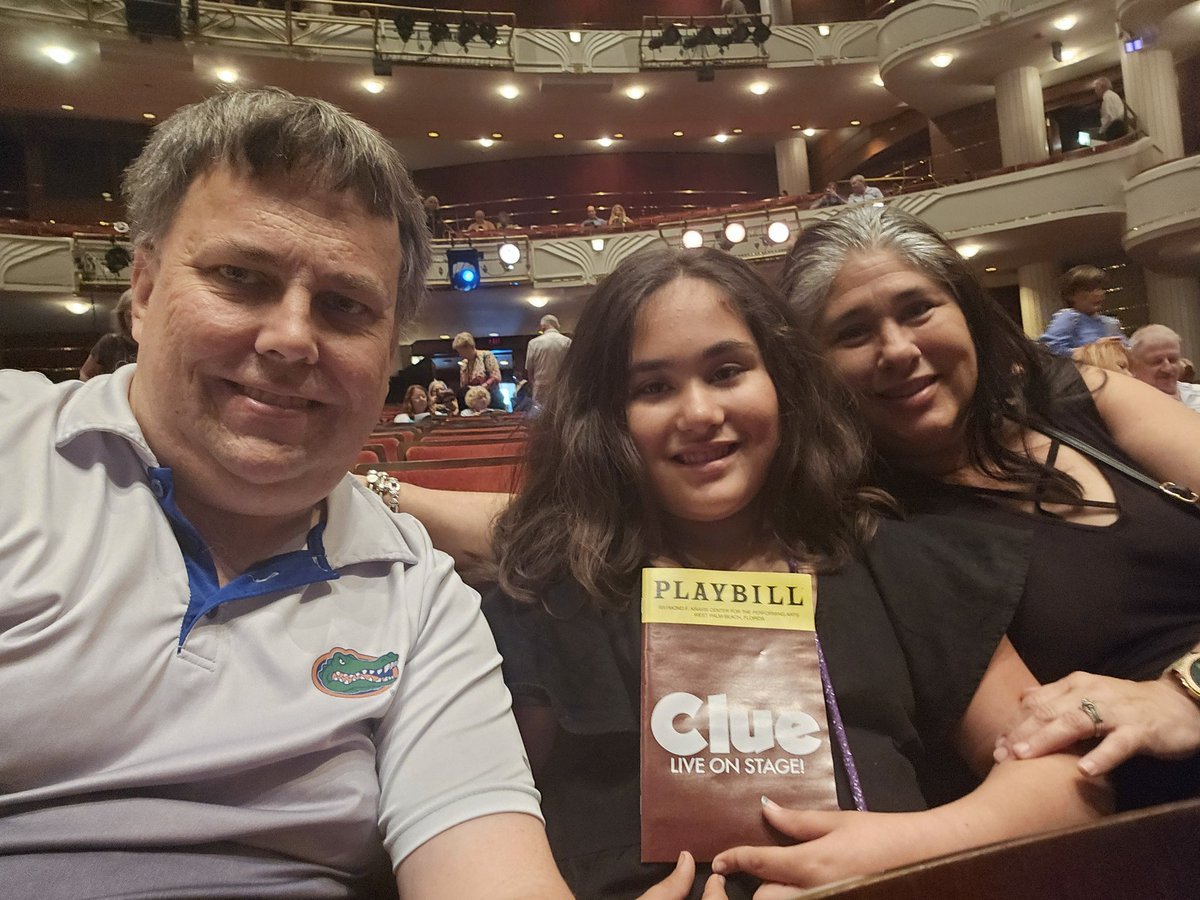 disneyinaday's tweet photo. Day off school so we decided to see who dunnit. https://t.co/gWUuRSYdAn
