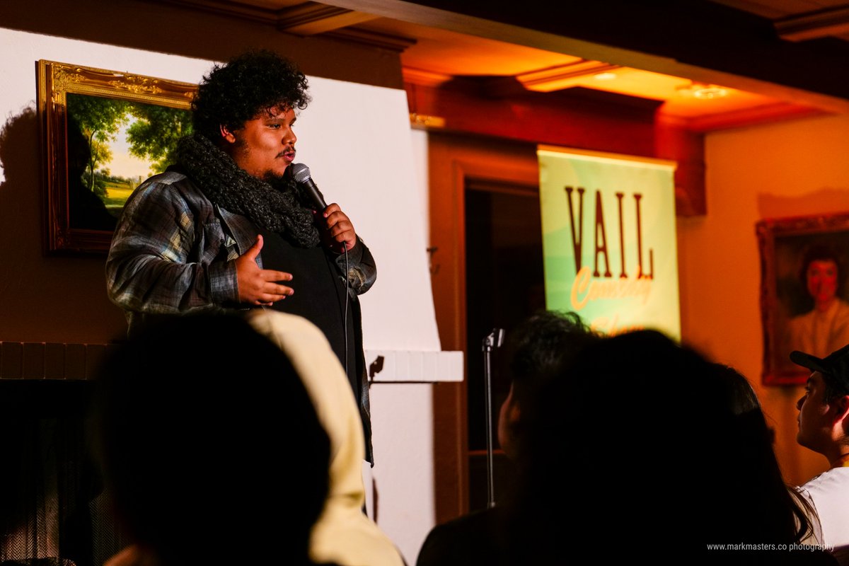 themarkmasters's tweet photo. Incredibly fun Vail Comedy Show last night in Spanish with @rojoperezzz @jaysonavocado and Israel Avila at Christiania Lodge at Vail.  Our second annual Semana Santa show en español, gracias @CarmenComedian for paving the way.  See us in Frisco tonight - https://t.co/GOsA5nqPW6 https://t.co/1AwgZxVSmz