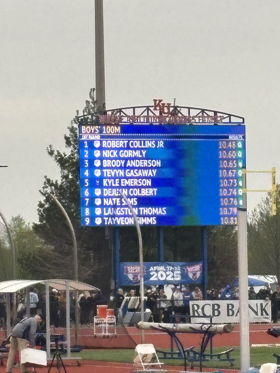 Mista314's tweet photo. Another meet, another PR for @RJCollins07 ! 10.48 100m prelim at #KURelays. Just let us know if you need one for the @KStateTFXC 4x100 @TrackTravis ! We ready 😎😈☔️#EMAW25 @Staley_TF @KStateFB @KStateRecruits https://t.co/gFE9vBzZOX